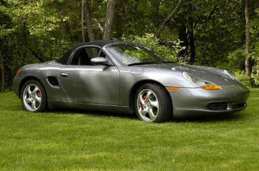 Gary Couture
2001 Boxster S, Seal Grey on Black
"This is my first Porsche - what a dream to drive!" - Gary
